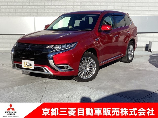 アウトランダーPHEV2.4 G プラスパッケージ 4WD