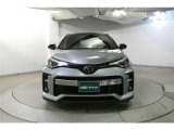 C-HR ハイブリッド 1.8 S GR スポーツ 