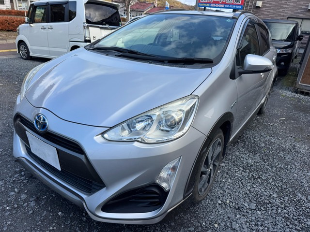 アクア 1.5 X-URBAN 