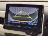 バックカメラも装備しております。車庫入れの苦手なお客様も安心!重宝してくれます!