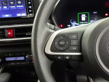 ステアリングスイッチ装備!運転しながら手元でオーディオの操作などができます。