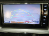 バックガイドカメラ付きで車庫入れもらくらくです。
