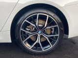 リアタイヤ 275/35R19