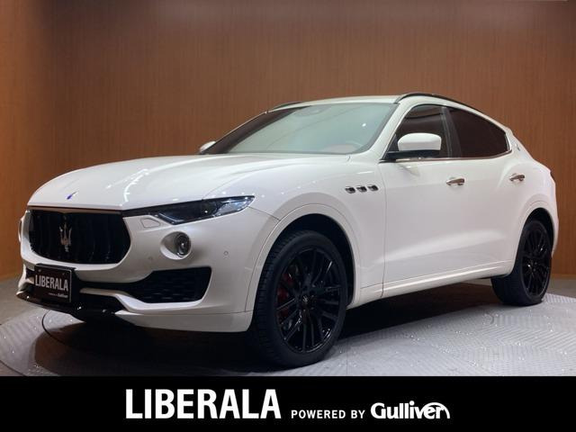 レヴァンテ3.0 4WD本革シート