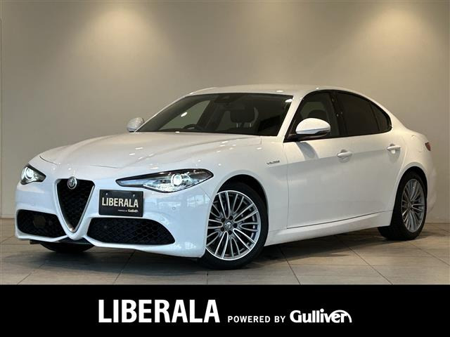 ジュリアヴェローチェ本革シート 修復歴無し