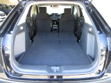 ●リアシートを倒すと、こんなに広い荷室が出来ますよ!ショッピングやレジャーに何かできそうな雰囲気のラゲッジスペースです!