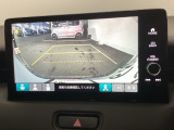 バックモニター付きで、車庫入れやバック時の後方確認をサポート。
