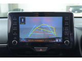 バックガイドモニターで、後方を確認しながら安心して駐車することができます。運転初心者も熟練者も必須の機能ですよ!