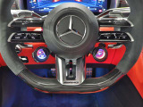 AMGパフォーマンスステアリング(カーボンファイバー/MICROCUT)になります!