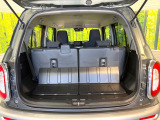 普段のお買い物や通勤、送迎等に十分な荷室スペースを確保しております。セカンドシートを倒すと、大きな荷物の積載も可能です♪