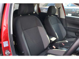 (運転席助手席)安全装備をオプションで追加するのは日本的発想。フォルクスワーゲン車はサイドエアバッグを全車標準で装備しております。