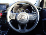 ステアリングはとてもきれいな状態です☆