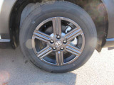 16インチアルミホイール サイズは215/60R16 95Hです