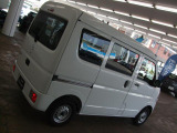 こちらの車両は店頭での現車確認、弊社にご入庫頂ける方限定の販売とさせて頂きます。遠方のお客様には大変申し訳ございませんがご了承をお願い致します。
