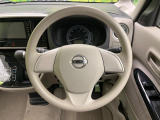 ステアリングも使用感が少なく、きれいな状態となっております♪