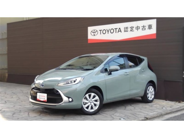 アクア  1.5 Z E-Four 4WD