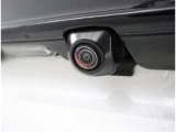 バックカメラが付いているので後方確認が非常にしやすいです。今や運転初心者も熟練者も必須装備!ついていて損はないですね♪