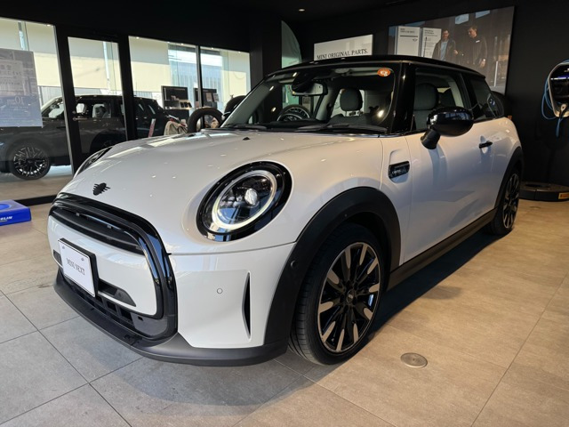 ミニクーパー D カムデン エディション DCT