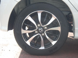 ★純正アルミホイール★ 視線を奪う足元が、ドライビングをさらに輝かせます♪