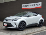 スタイリッシュなデザインのC-HR 街中を走行するだけでおしゃれなデザインに満足いただけます パノラミックビューモニター、360度ドライブレコーダーなど装着なので安心してお使いいただけます