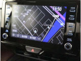 純正ナビを装備。タッチパネル式で使いやすく、お出かけもラクラクです。