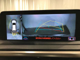 バックモニターが標準装備。お車の車庫入れが苦手な方も大丈夫です。