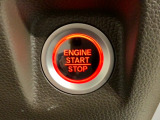ワンプッシュでエンジンのスタート、ストップが出来て便利です。