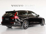 V60 リチャージ ポールスター エンジニアード 4WD 