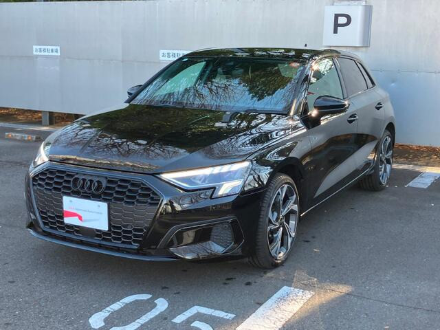 A3スポーツバック30 TFSI シグネチャーエディション