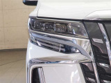 大きく目立つ傷や凹みは少なく良好な状態のお車です!