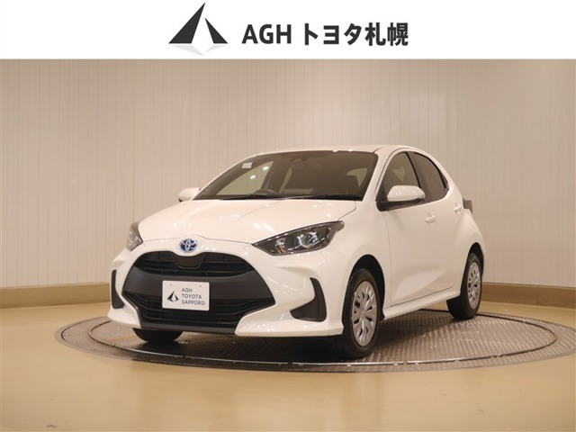 ヤリス1.5 ハイブリッド X E-Four 4WD