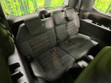 3列目シートはもちろん状態良好☆大人でもゆったりと座って頂けますので、大人数でのお出かけもラクラクです♪ご家族で、気の知れた仲間で、ドライブに行くのが楽しみですね♪