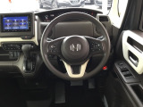 【Honda SENSING】いつもの道で、高速道路などで、安心・快適な運転を支援します。先進の安全運転機能システム搭載。