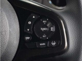 【ホンダセンシング】衝突を予測してブレーキをかけたり、前のクルマにちょうどいい距離でついていったりできる多彩な安心・快適機能を搭載した先進の安全運転支援システム。