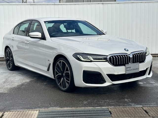 5シリーズセダン523d xドライブ Mスポーツ 4WD