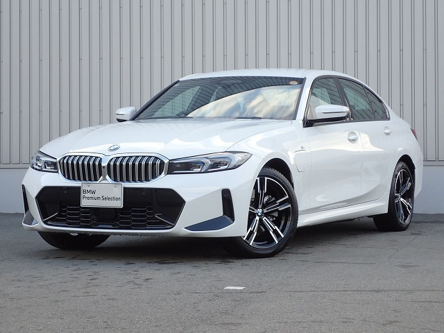 3シリーズセダン 330e Mスポーツ 