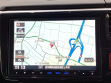 ナビゲーションはフルセグTV、インターナビ対応のGathers純正メモリーナビを搭載しています。Bluetoothオーディオ機能がありますので、スマートフォンなどの音楽も再生できます。