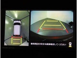 メーカーオプションのパノラミックビューモニター付き!