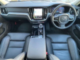 V60 ウルトラ T6  AWD プラグインハイブリッド 4WD 