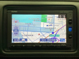 ナビゲーションはフルセグTV対応のGathers純正メモリーナビを搭載しています。Bluetoothオーディオ機能がありますので、スマートフォンなどの音楽も再生できます。