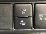 【トヨタセーフティセンス】走行中に前方の車両等を認識し、衝突しそうな時は警報とブレーキで衝突回避と被害軽減をアシスト。より安全にドライブをお楽しみいただけます。