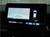 ◆リアワイドカメラシステム◆3種類の表示で後方確認をサポート♪セレクトレバーを「R」の位置に入れるとカメラ画像に切り替え。ノーマルビューでは従来のリアカメラと同様の標準的なビューで表示します!