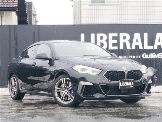 2シリーズグランクーペM235i xドライブ 4WD4WD 本革シート