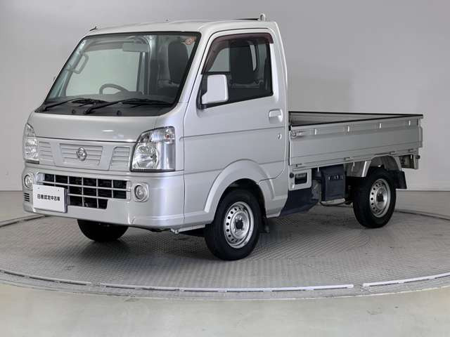 日産 NT100クリッパー GX 4WD の中古車詳細 (41,000km, シルキー