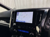 ナビゲーション付です。 ナビがあると便利、ラクラク何処でもいけます。 ナビが有るのと無いのとでは大きな違いですね。