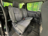 3列目シートはもちろん状態良好☆大人でもゆったりと座って頂けますので、大人数でのお出かけもラクラクです♪ご家族で、気の知れた仲間で、ドライブに行くのが楽しみですね♪