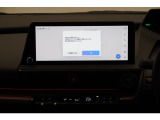 ディスプレイオーディオを装備。スマホとクルマをつなぐことで、これまでのナビに加えて、いろんなサービスが楽しめます。