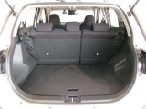 広々としたラゲージスペースを備えています。大きなものや長さのある荷物もしっかりと積み込めます。