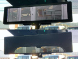 スマートルームミラーなので後席に人や大きな荷物があっても後方確認がしやすいです。