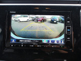 画質もキレイなバックカメラ、車庫入れが苦手な方も運転が好きになるはず。